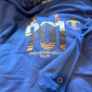 XL Memphis 901 sweater Tomb of Domb